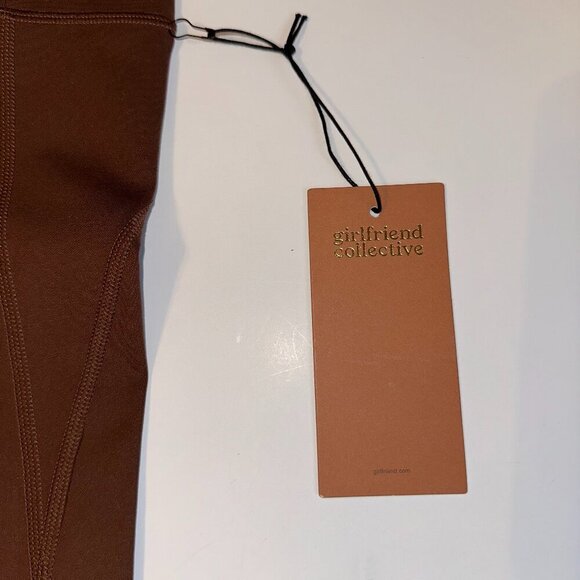 Girlfriend Collective Compressive High-Rise Capri Brown Size Medium - Picture 2 of 9